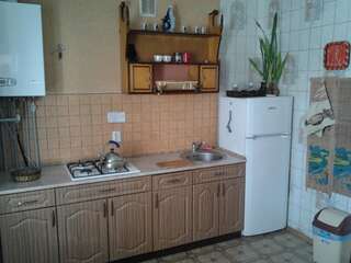 Апартаменты Apartment on Peremohy Street 8 Хмельницкий Апартаменты-11